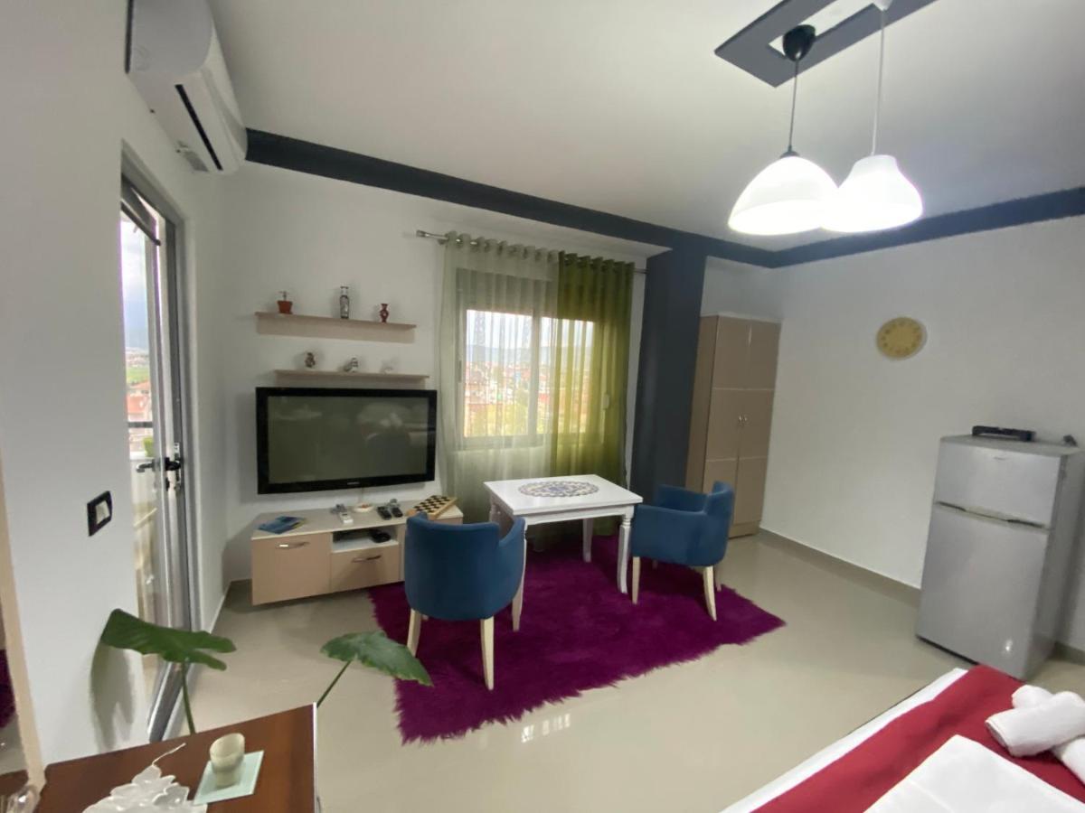 Guest'S Apartament Lejlighed Pogradec Eksteriør billede