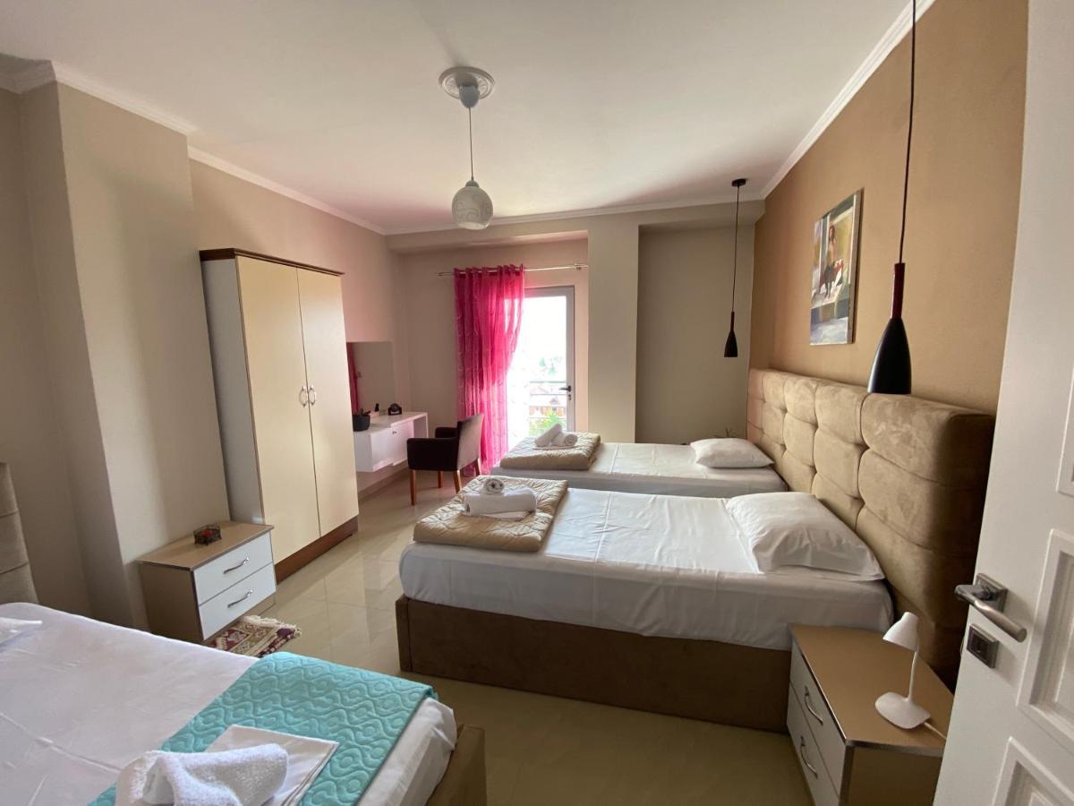 Guest'S Apartament Pogradec Eksteriør billede