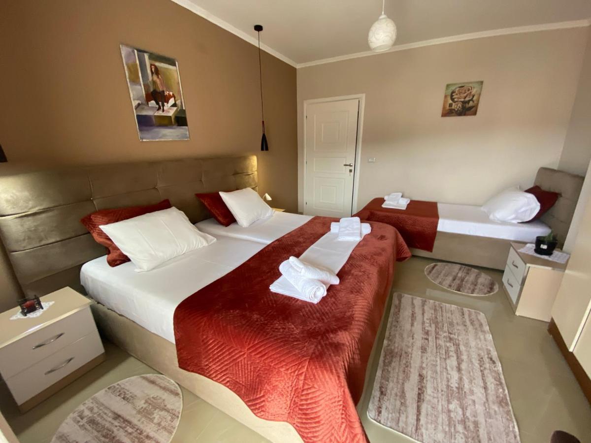Guest'S Apartament Pogradec Eksteriør billede