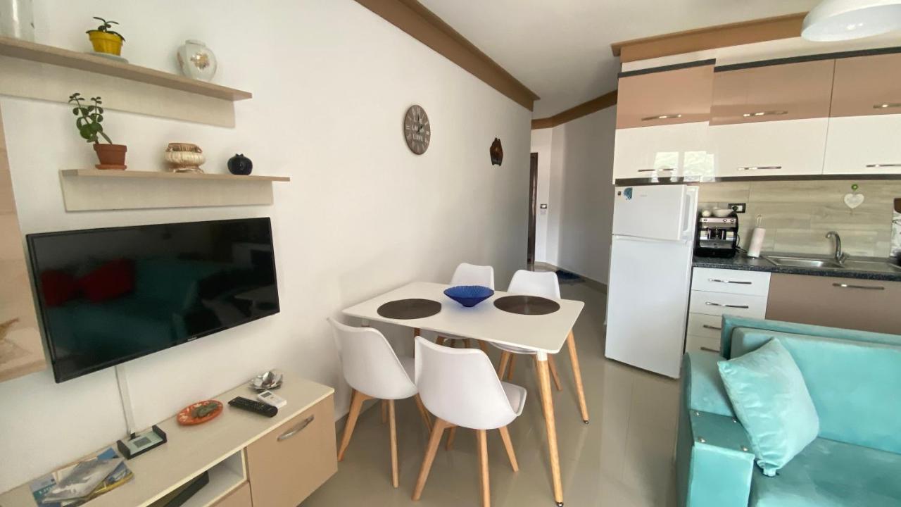 Guest'S Apartament Pogradec Eksteriør billede